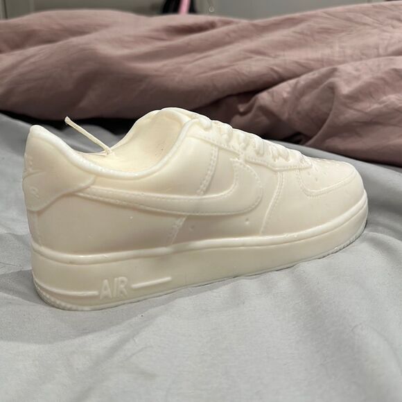 Handmade Nike Air Force 1 Candle - Picture 1 of 8